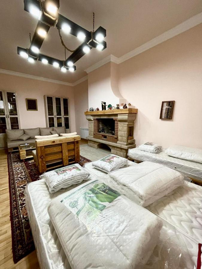 Najaryan'S Family Guest House Vagharshapat Ngoại thất bức ảnh